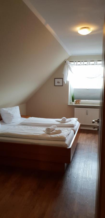Airport Hotel One Aparthotel Sylt Экстерьер фото